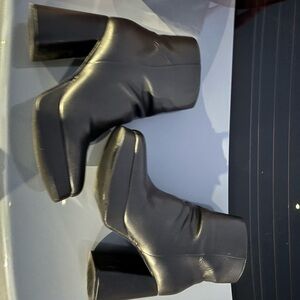 Steve Madden Black Platform Boots